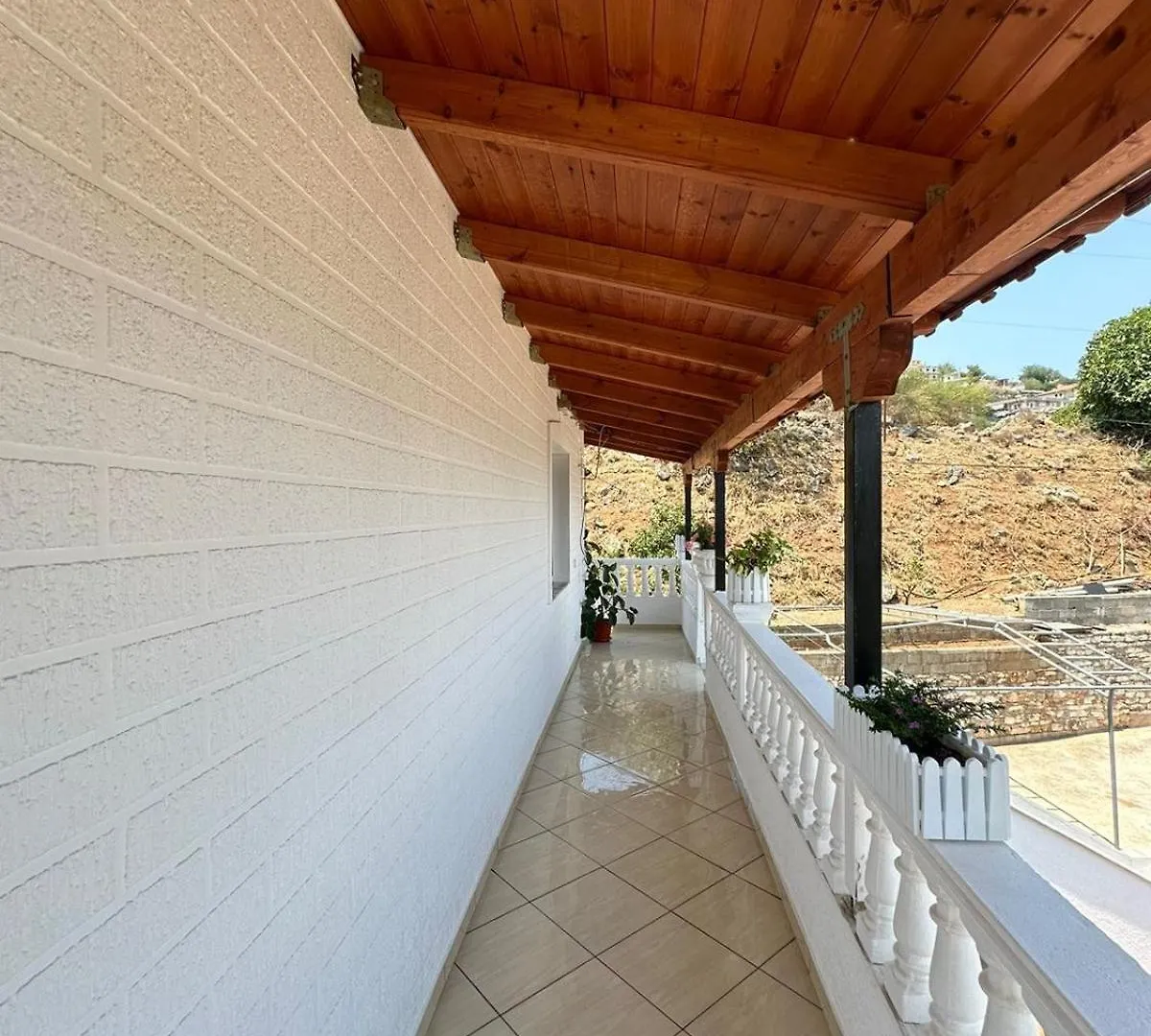 Apartments Berti Sarandë