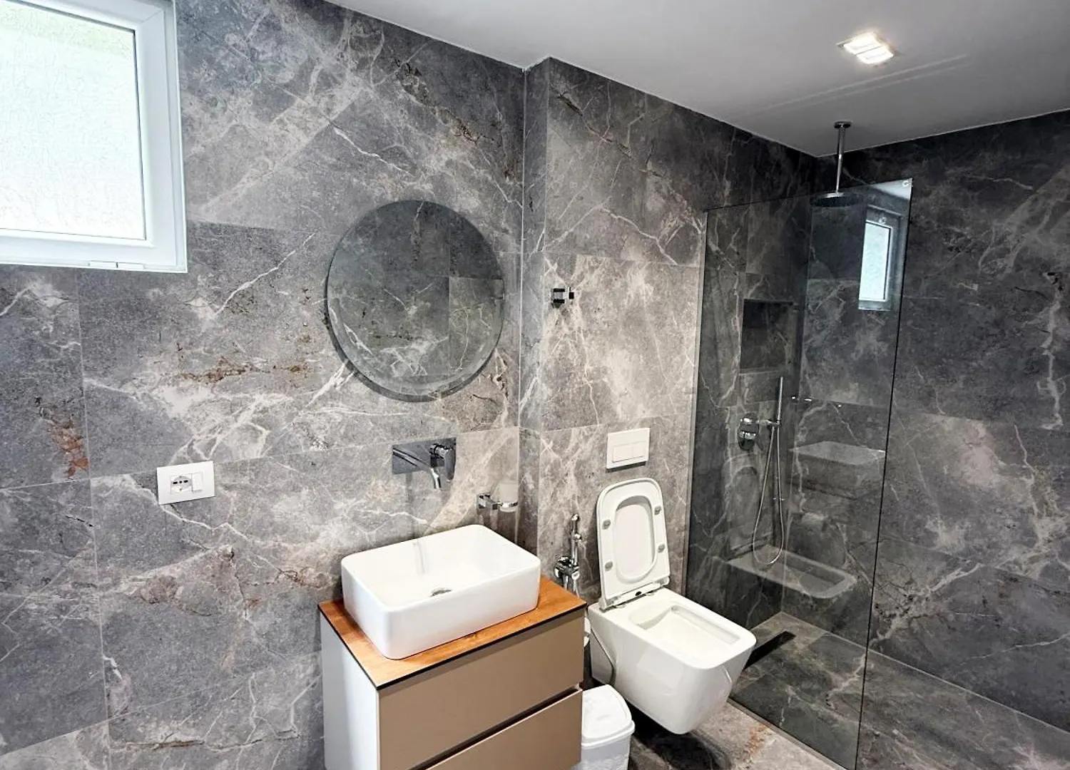 Apartments Berti Sarandë 0*,  Albanien